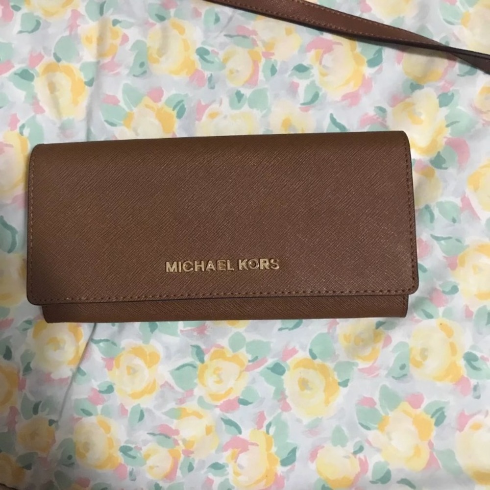 Michael Kors wallet NWOT